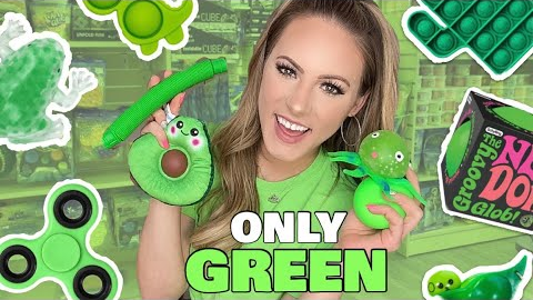 GREEN ONLY FIDGET SHOPPING CHALLENGE 💚🐢🌵🥝