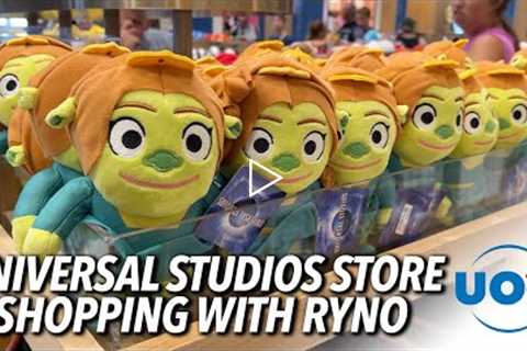 Shopping with Ryno at the Universal Studios Store at Universal CityWalk Orlando