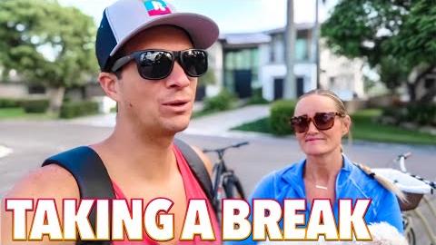 TAKING A BREAK... life update + future plans for the holidays: Halloween, Thanksgiving & Christmas