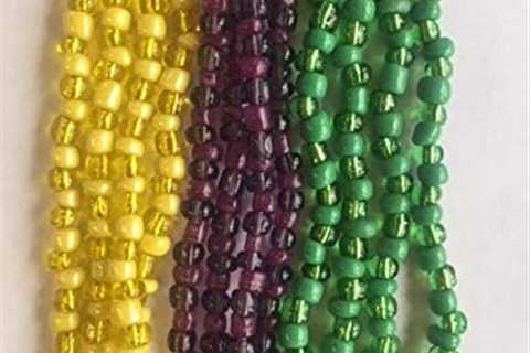 Mardi Gras Spot 27″ Purple, Green and Yellow Assorted Glass Beads (Dozen)