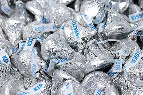 CrazyOutlet HERSHEY’S KISSES Silver Milk Chocolate Valentine’s Candy, Bulk Pack 2 Pounds