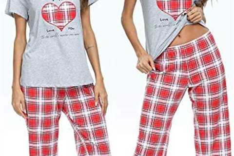 ENJOYNIGHT Women’s Sleepwear Tops with Capri Pants Pajama Sets