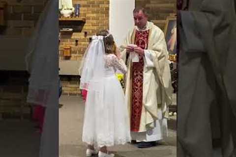 7 year old chugging the wine at her 1st communion 🤣🤣