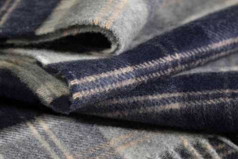 How to Care For a Cashmere Scarf? - specialcashmere.com