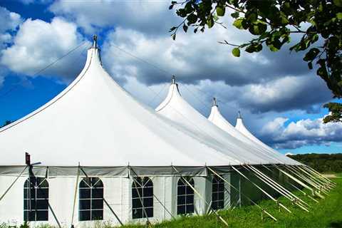 Why Sailcloth Tents Make Outdoor Events Something Special