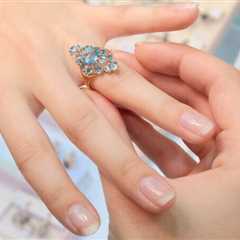 How To Choose The Best Diamond Shape for Your Finger