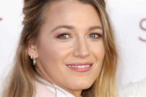 You've Never Seen Blake Lively With Big, Tight Curls Like These — See the Photos