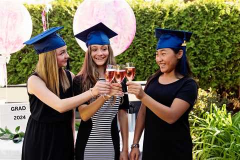 Party Rentals for Your Springtime Graduations