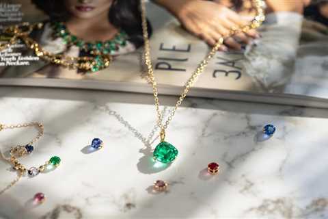 Birthstone Necklaces Resurge in the UK: The Sentimental Jewellery Trend Embraced by Celebrities