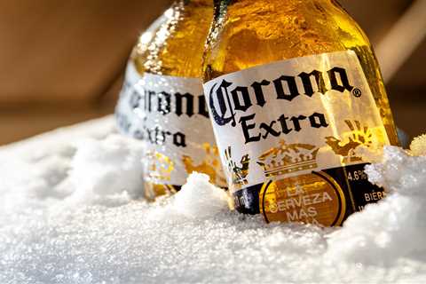 Aldi's £1 Corona lookalike beer hits shelves – Dad's Day sorted for less than a fiver!