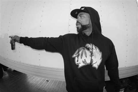 From Street to Chic: The Method Man Hoodie That Fits Every Vibe